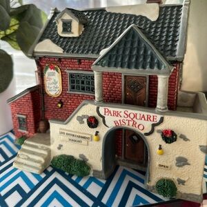 Park Square Bistro Decorative House
